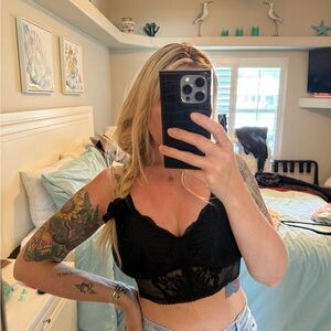 AERIE | Hibiscus Lace Padded Longline Bralette Black
